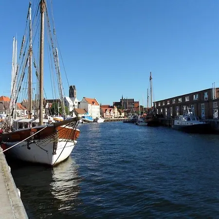 Stadt Im Gaestehaus Alter Holzhafen - Abc4 Apartment