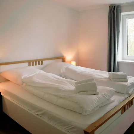 Appartement Stadt Im Gaestehaus Alter Holzhafen - Abc4